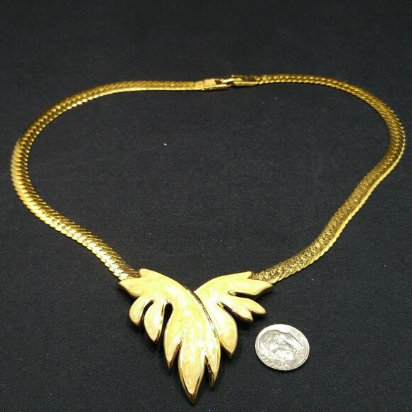 Vintage Napier Necklace, Beige Leaf Enamel, Gold Plated Chain, 18", 1980s - Picture 8 of 9